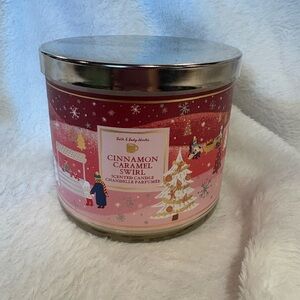 Bath & Body Works Cinnamon Caramel Swirl Candle - Red and Silver